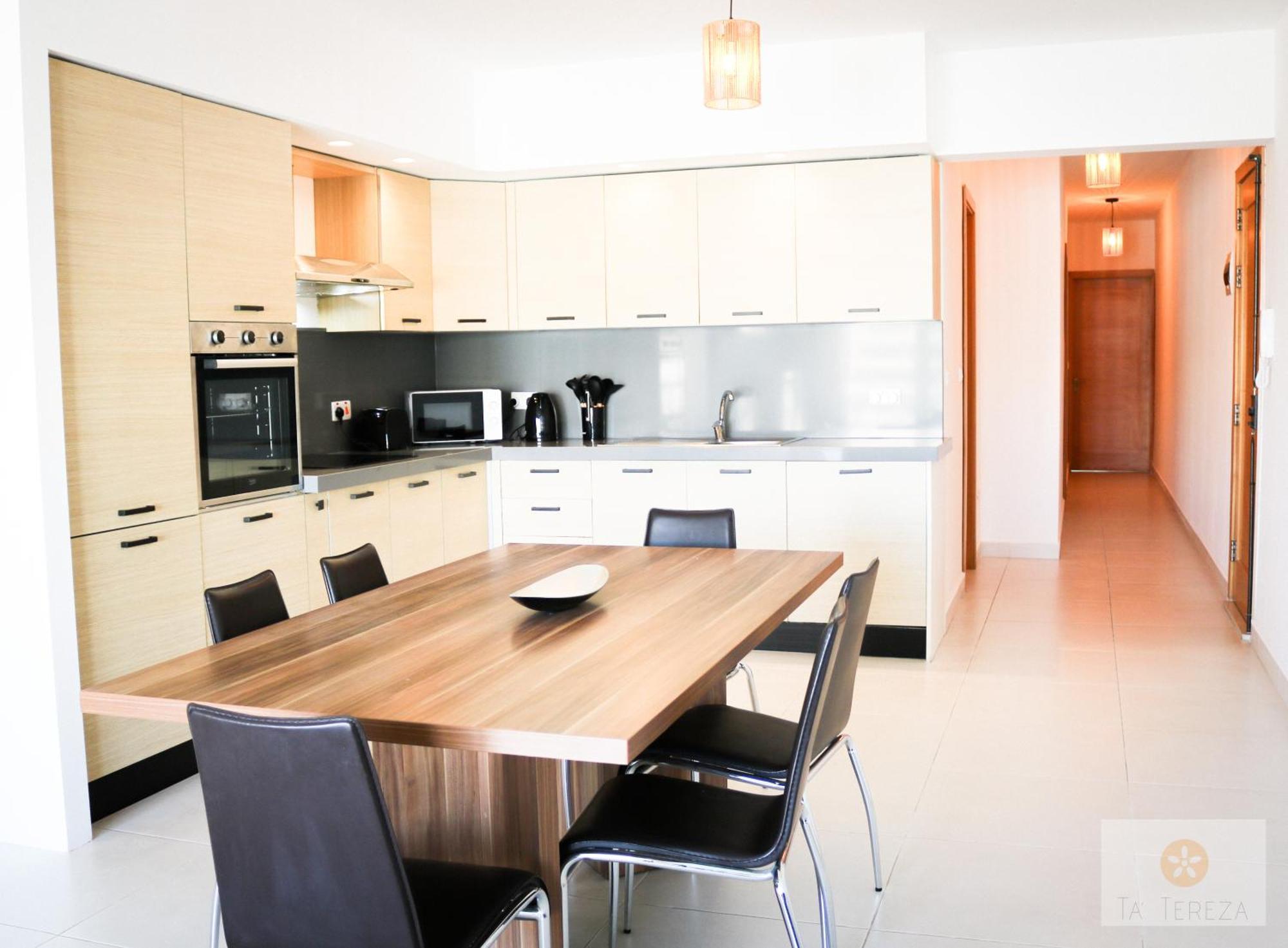 Ta' Tereza Seafront Apartments سانت جوليان المظهر الخارجي الصورة
